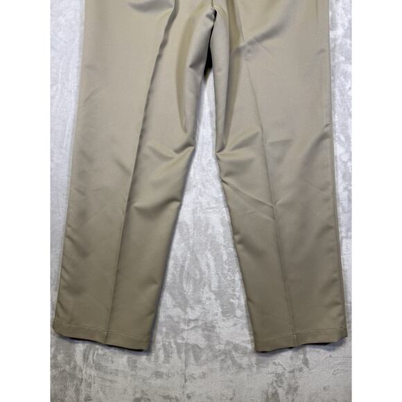 Haggar Classic Fit Cool 18 Pro Khaki Golf Dress Pants Comfort Waist 38x31 NWT - Picture 7 of 10